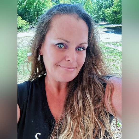 Hello, I’m Kristi the Glow Worm - Picture 5 of 16